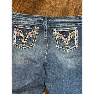 Vigoss Women’s Jeans Plus Size 24 Capri Embroidered
